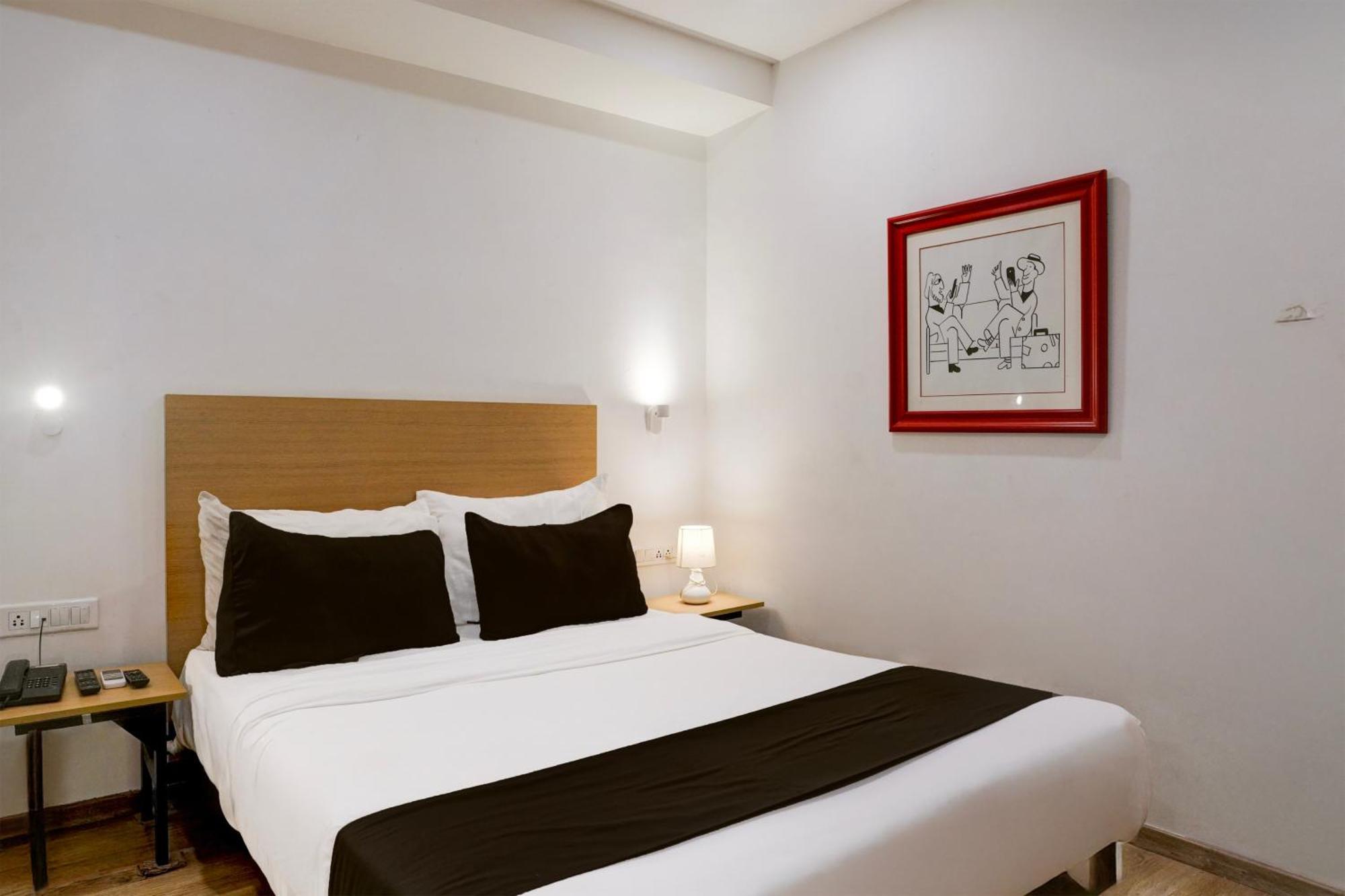 Super Townhouse Akota Vadodara Exterior photo